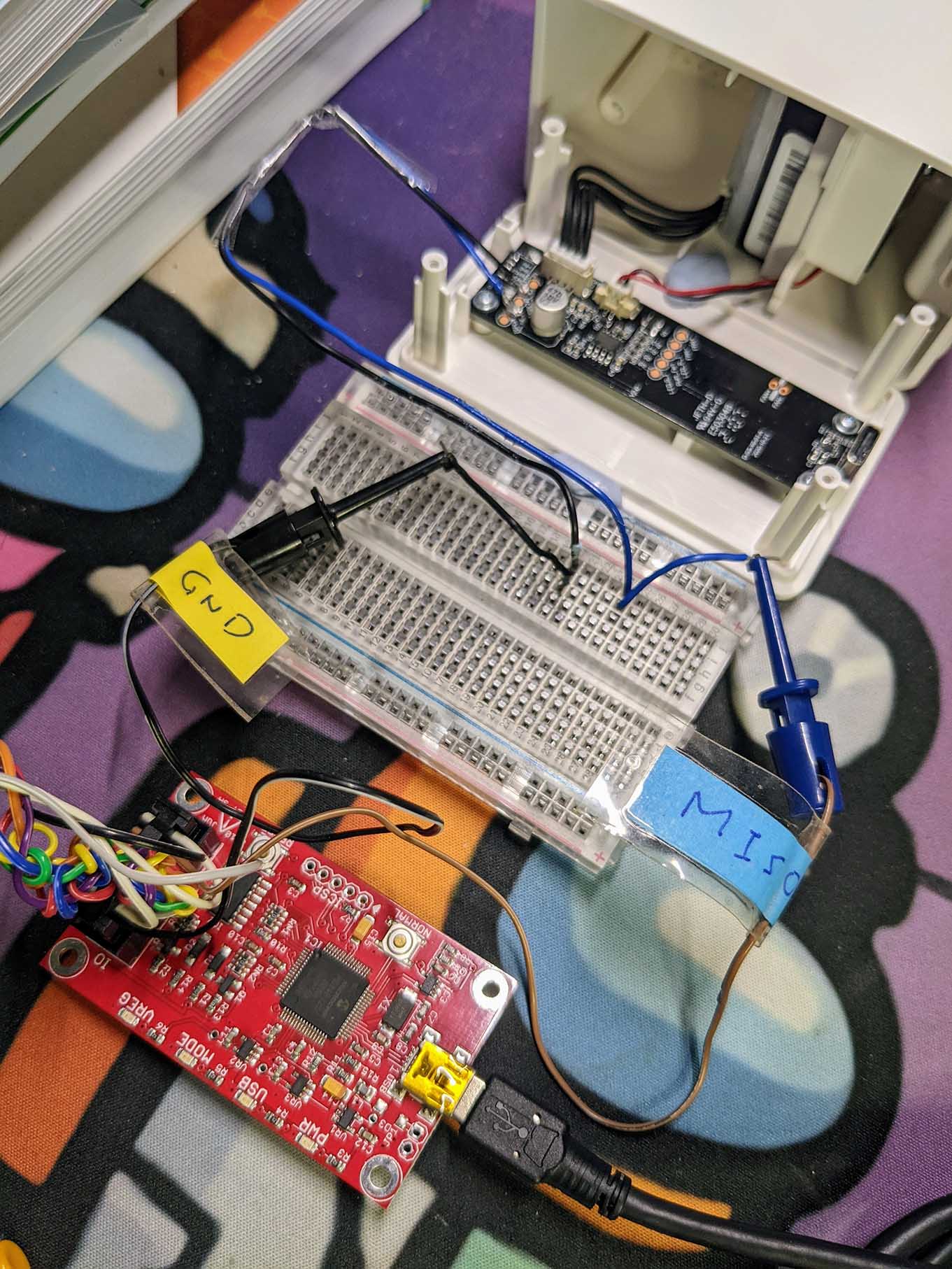 IKEA VINDRIKTNING Air Quality Sensor connected to Bus Pirate